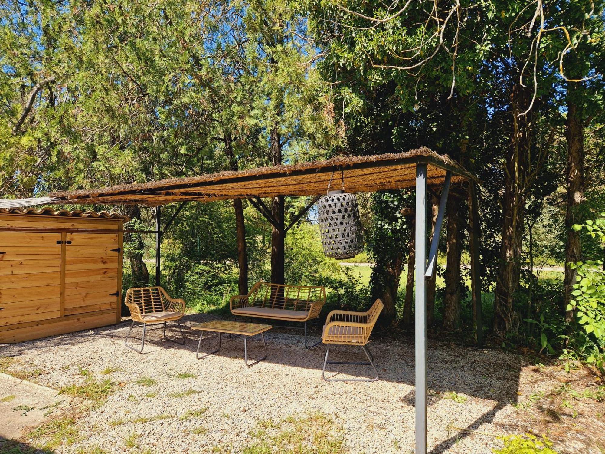 Mas Du Rollier Chambres D'Hotes Eygalières Εξωτερικό φωτογραφία